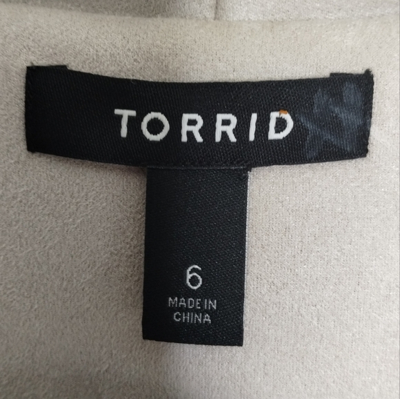 Torrid Faux Suede Peplum Jacket Plus Size Women's Size 6X - Picture 6 of 8